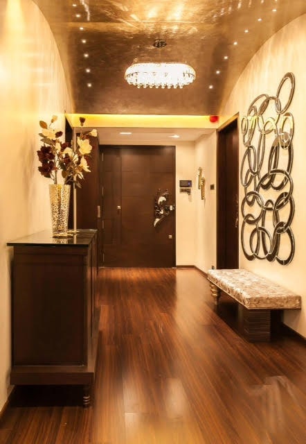 Modern hallway with wooden flooring by Five Elements Indoor-spaces Modern | Interior Design Photos & Ideas