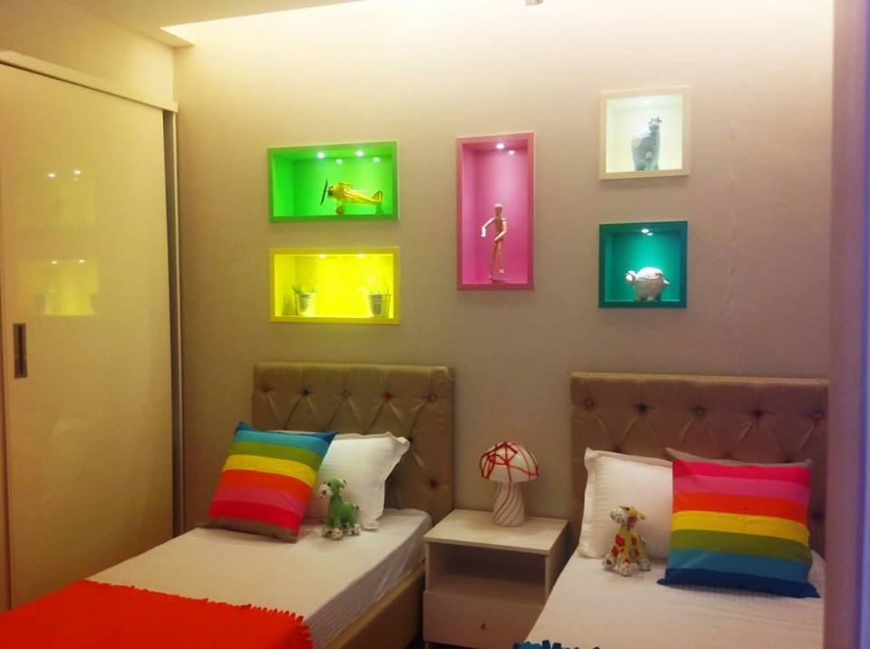 Color Attack by Aerwud Interiors Pvt. Ltd Modern | Interior Design Photos & Ideas