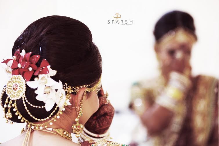 Floral coiffure by Sparsh Photography Wedding-photography | Weddings Photos & Ideas