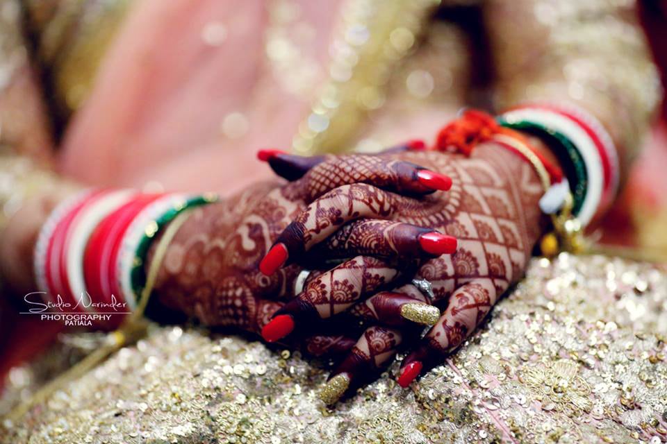 Dark heena, the essence of love! by Studio Narinder Photography Wedding-photography | Weddings Photos & Ideas