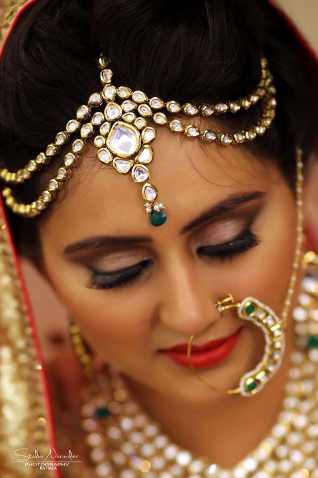 Emerald Green Kundan Headpiece by Sourab Sharma Wedding-photography Bridal-jewellery-and-accessories | Weddings Photos & Ideas