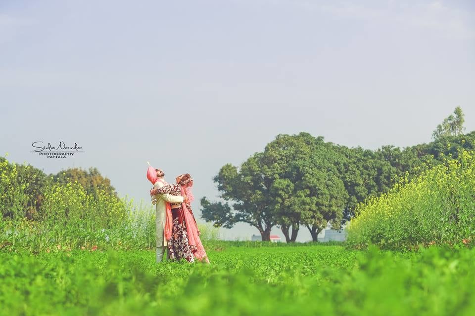 Typical poser ! by Studio Narinder Photography Wedding-photography | Weddings Photos & Ideas