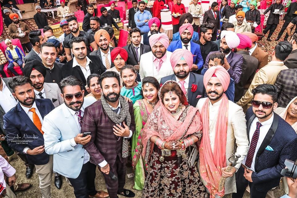 The family shot ! by Studio Narinder Photography Wedding-photography | Weddings Photos & Ideas