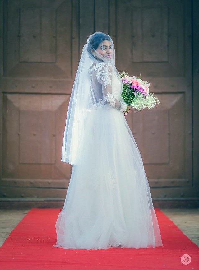 Pretty bride by Fahim Sayed Wedding-photography | Weddings Photos & Ideas