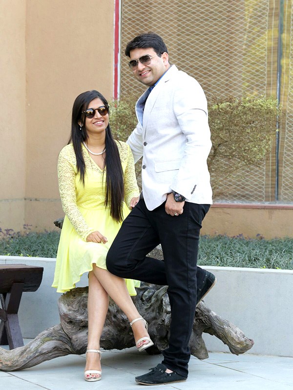 Classy couple shot by pankaj Bhatia Wedding-photography | Weddings Photos & Ideas