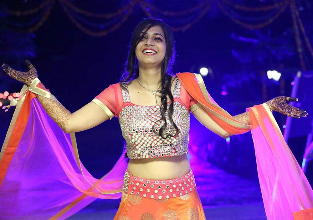 Cool bride pose by pankaj Bhatia Wedding-photography | Weddings Photos & Ideas