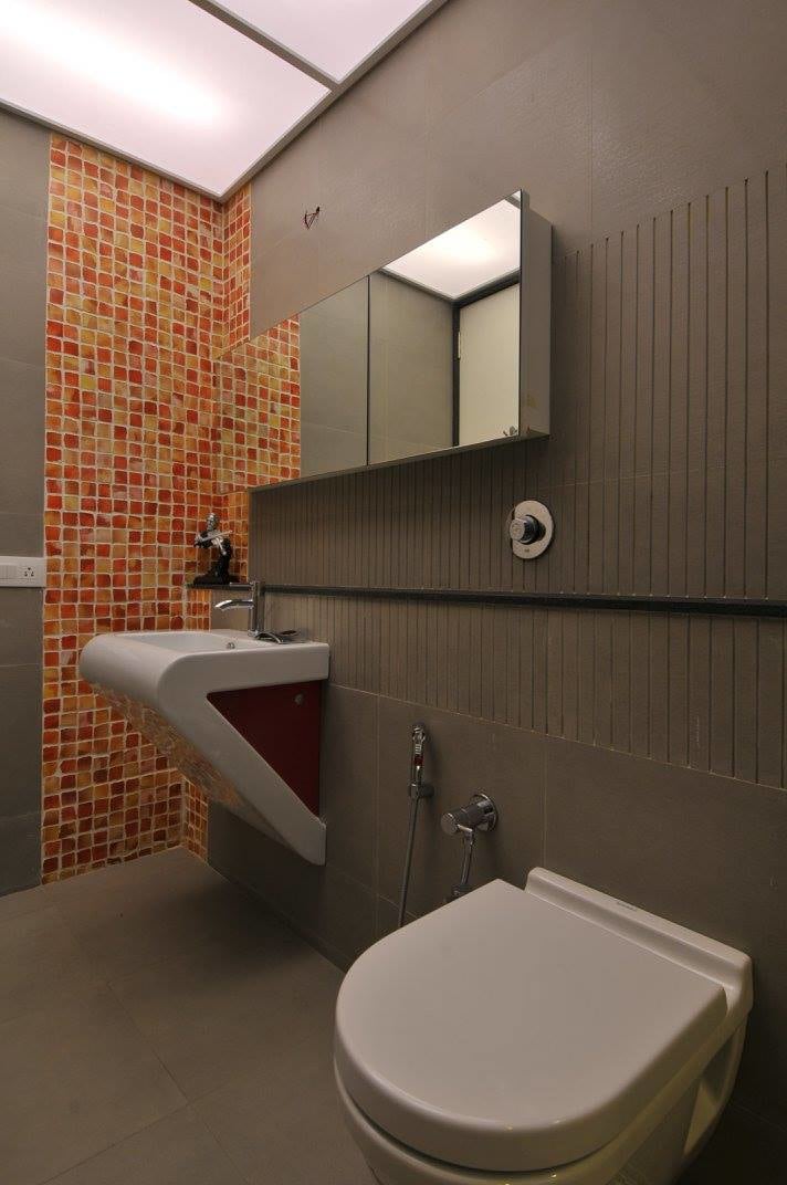 Modern bathroom with fittings by Midas Dezign - The Golden Touch Bathroom Modern | Interior Design Photos & Ideas