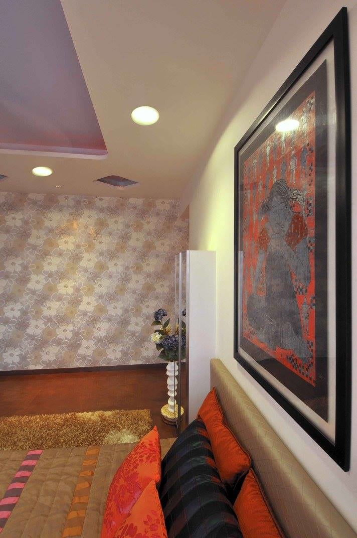 Bedroom with wooden flooring by Midas Dezign - The Golden Touch Bedroom Contemporary | Interior Design Photos & Ideas