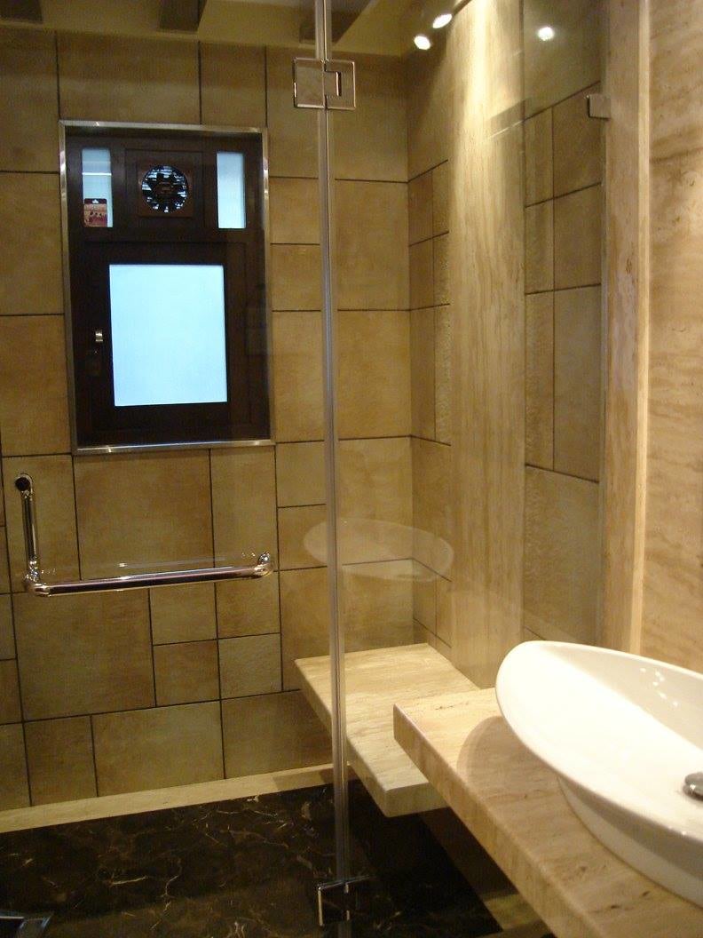 Modern bathroom by Midas Dezign - The Golden Touch Bathroom Modern | Interior Design Photos & Ideas