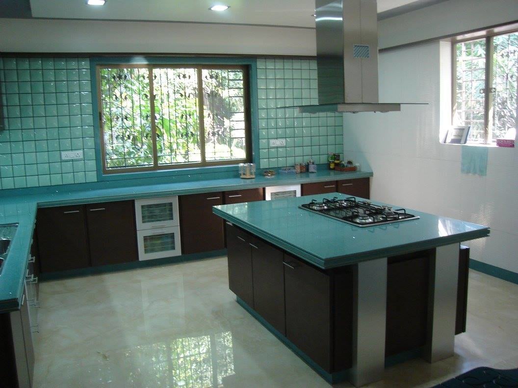 Modular G shaped kitchen by Midas Dezign - The Golden Touch Modular-kitchen Modern | Interior Design Photos & Ideas