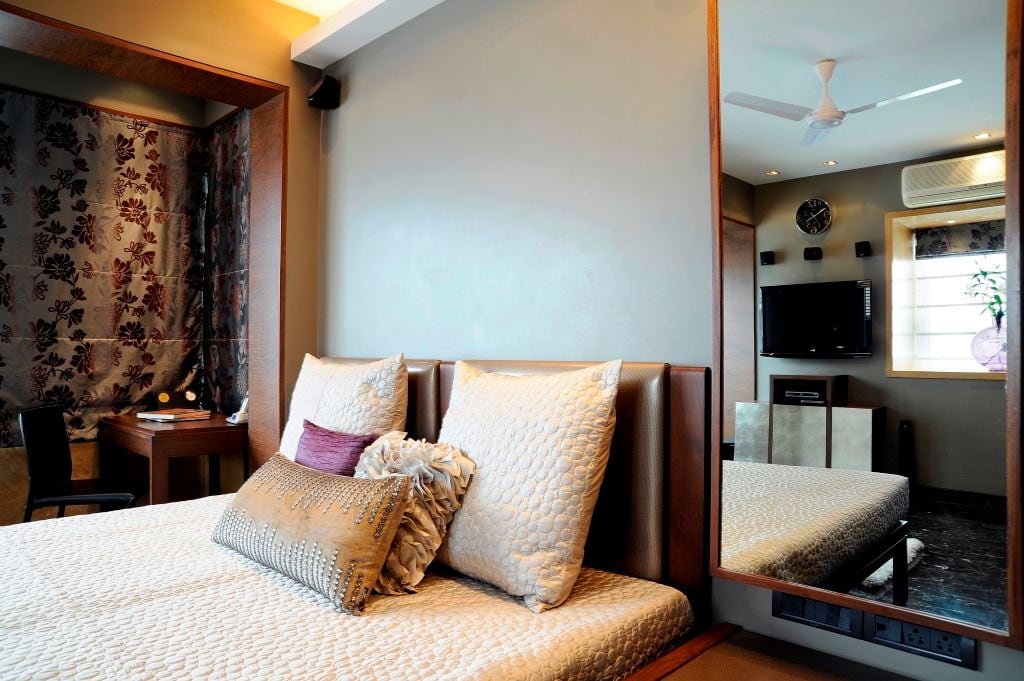 Contemporary bedroom by Midas Dezign - The Golden Touch Bedroom Contemporary | Interior Design Photos & Ideas
