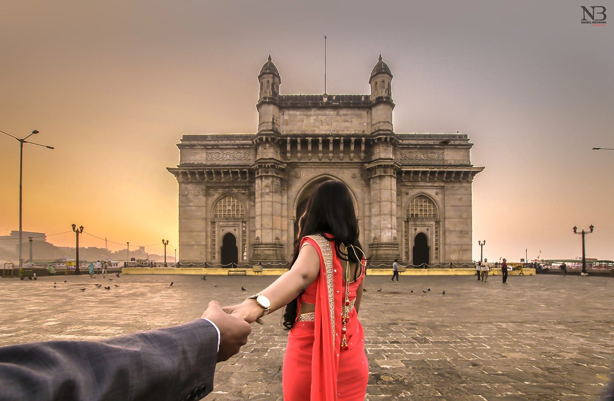 Panoramic Pre Wedding Shoot At The Gateway Of India by Nikhil Y. Bharane Wedding-photography | Weddings Photos & Ideas