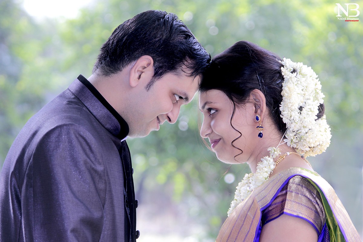 Side Shot Of Marathi Bridegroom While Sharing Glances For Wedding Shoot by Nikhil Y. Bharane Wedding-photography | Weddings Photos & Ideas