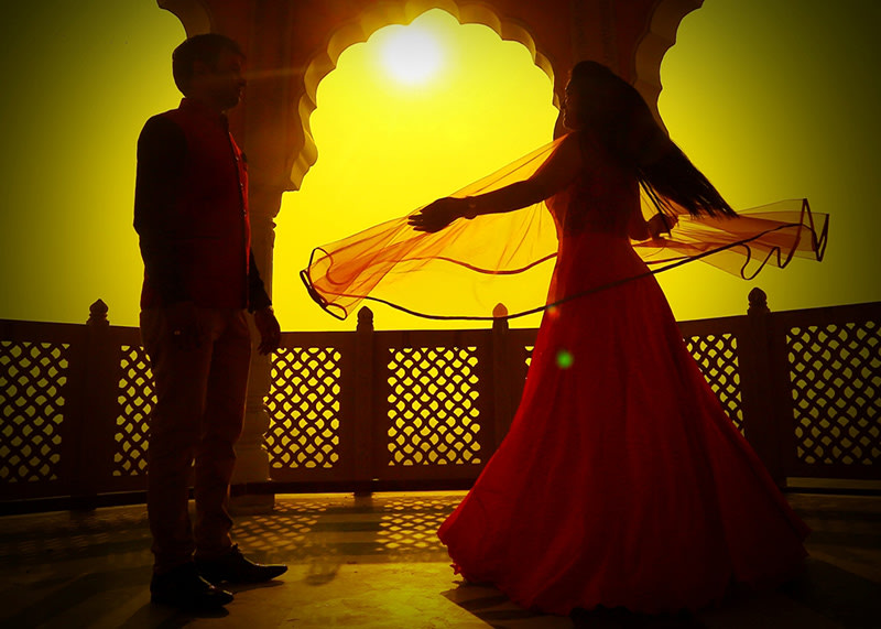 Sunset Pre-Wedding Shoot by Shoot factory Wedding-photography | Weddings Photos & Ideas