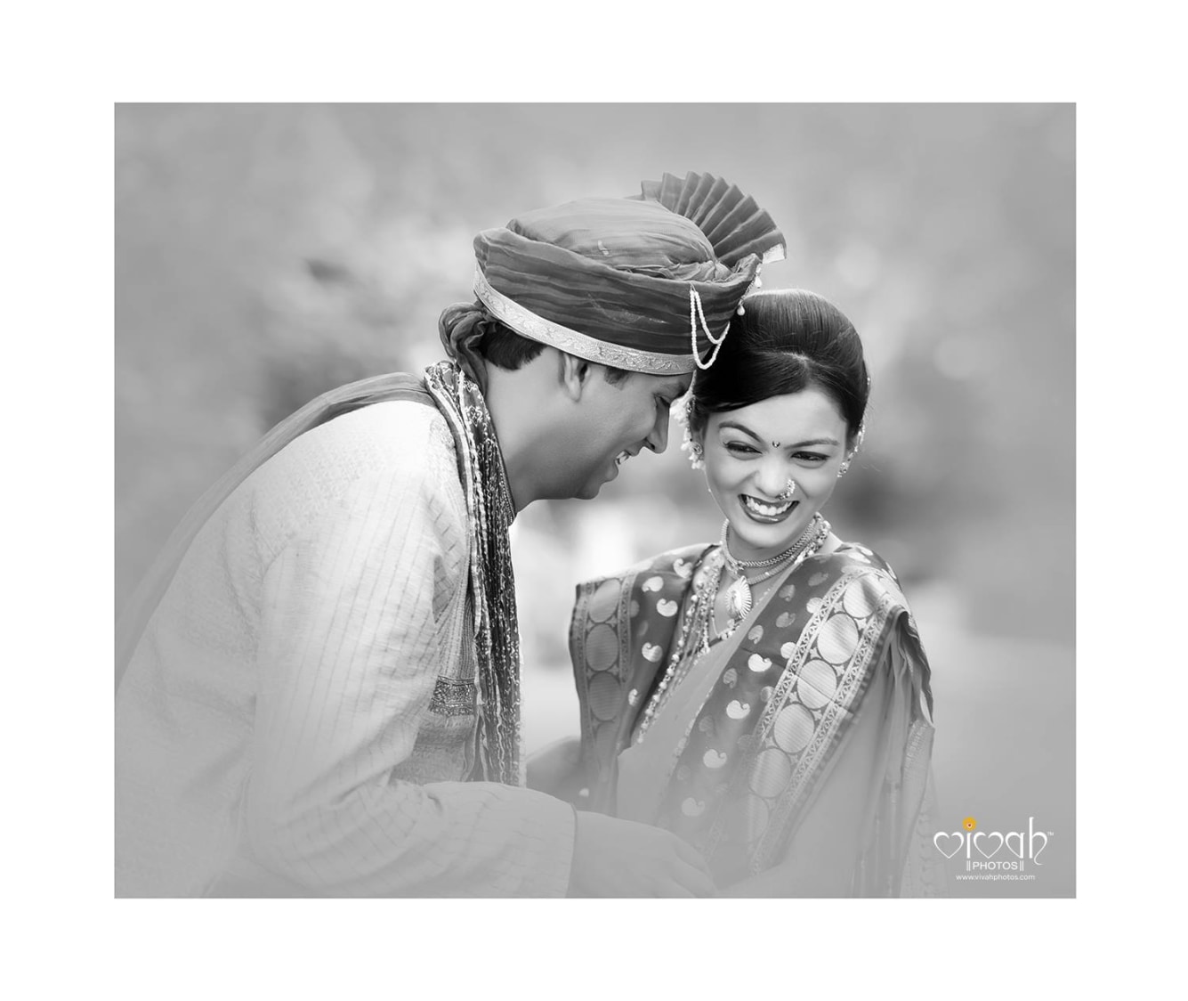 Peppy smile by VIVAH PHOTOS Wedding-photography | Weddings Photos & Ideas