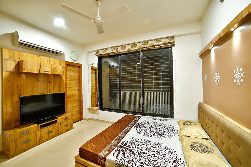 The Bedroom by Ignitus Architectural Studio Bedroom Modern | Interior Design Photos & Ideas