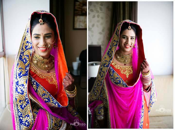 Posture of classical bride by Photizo Studio Wedding-photography | Weddings Photos & Ideas