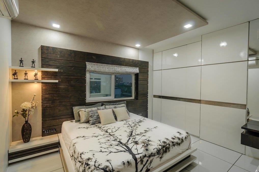 Pale Shade Wardrobe With Sliding Door In Bedroom by Parthsarthi Bedroom Contemporary | Interior Design Photos & Ideas
