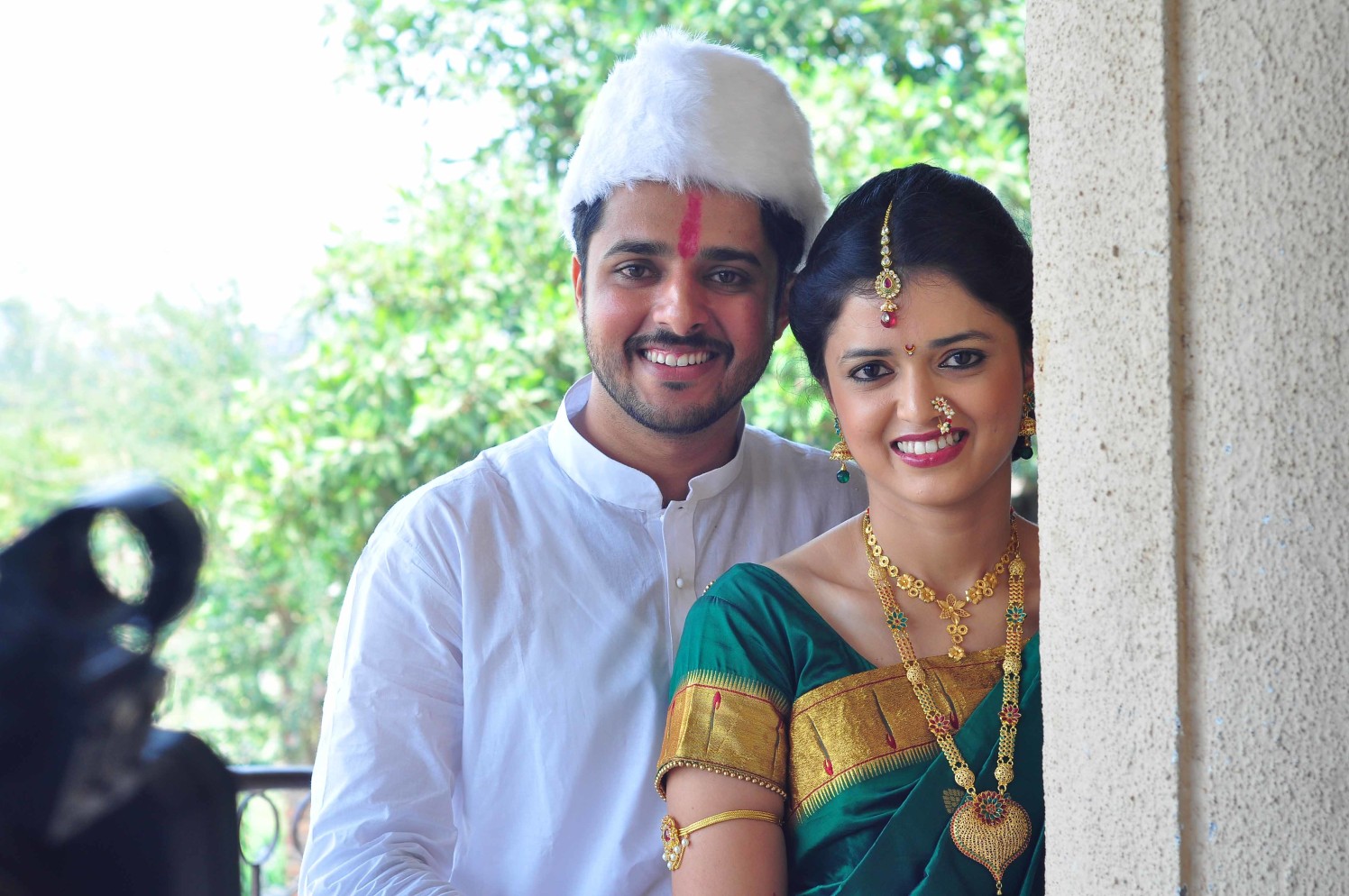 Red And Golden Gemstone Bridal Set by Vaibhav Mandrekar Wedding-photography | Weddings Photos & Ideas