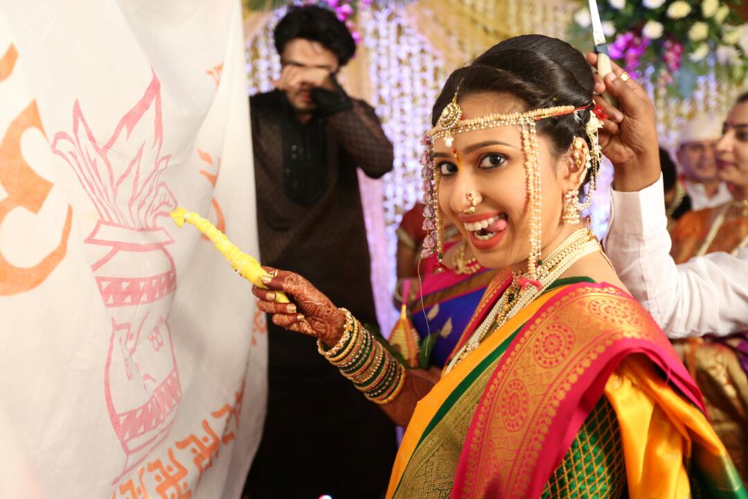 The bride with a cheeky smile by Proffesional Photographer Wedding-photography | Weddings Photos & Ideas