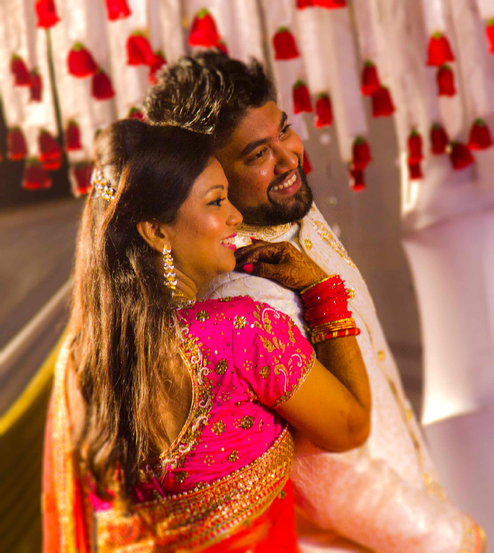 A happy picture of the married couple by Rahul Vadhs Photography Wedding-photography | Weddings Photos & Ideas