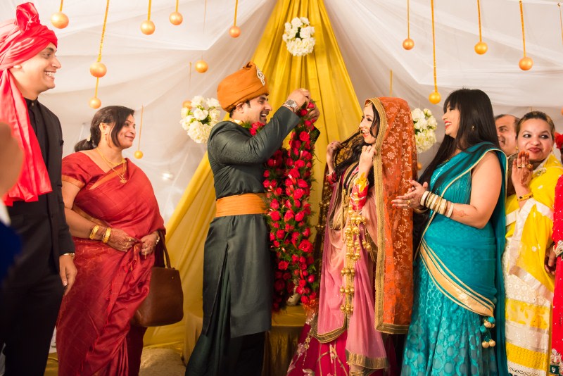 Garland ceremony! by Suchandragraphy Wedding-photography | Weddings Photos & Ideas