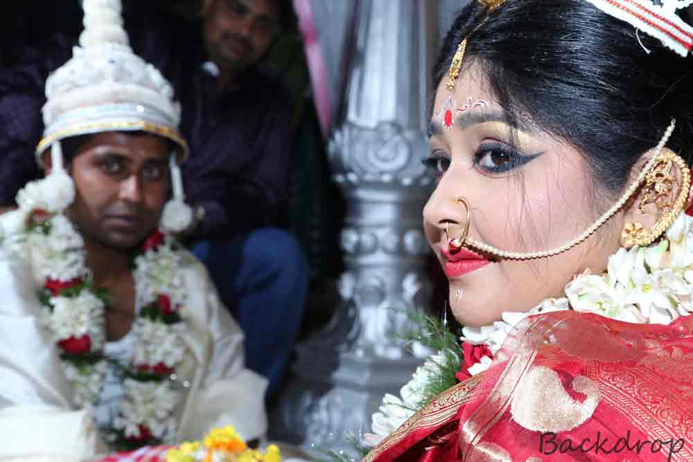 A stunning piece of jewellery! by BACKDROP Wedding-photography | Weddings Photos & Ideas