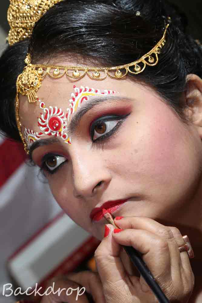 Bride getting ready! by BACKDROP Wedding-photography | Weddings Photos & Ideas