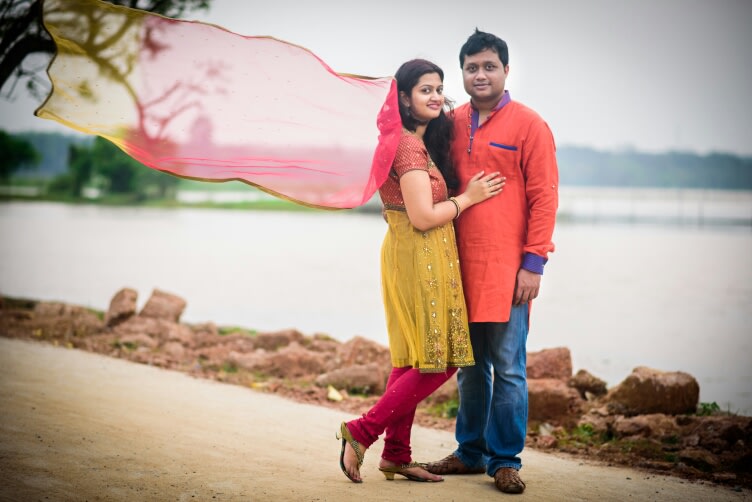 Pre-Wedding Shoot by Lake by Sujit Jena Wedding-photography | Weddings Photos & Ideas