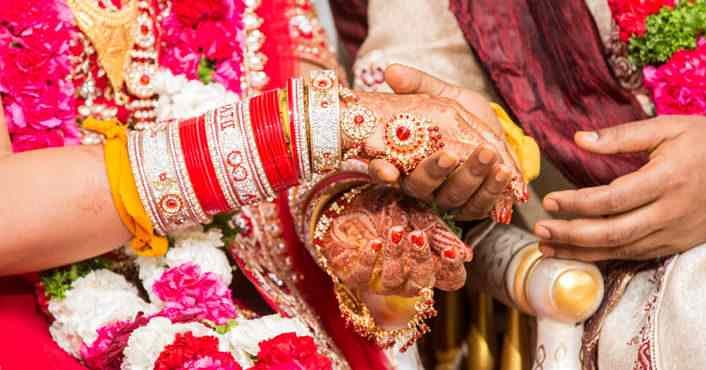 Promising to hold on forever! by Sagar Makwana Wedding-photography | Weddings Photos & Ideas