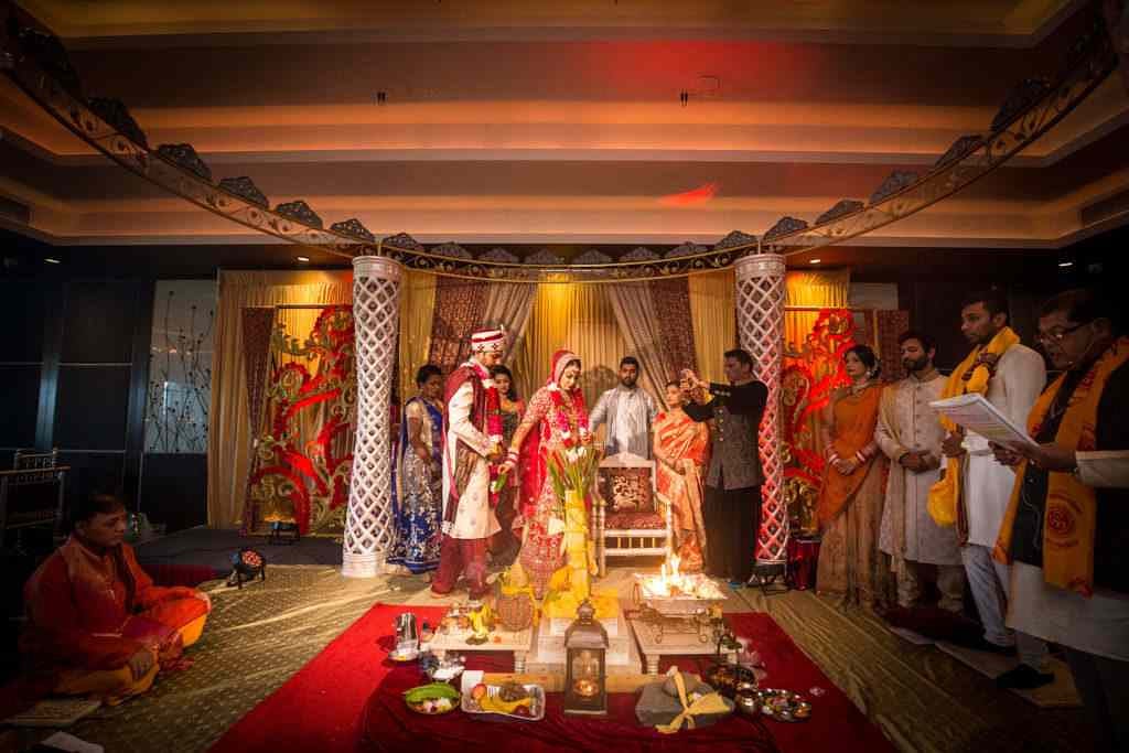 The couple taking sacred vows by Sagar Makwana Wedding-photography | Weddings Photos & Ideas