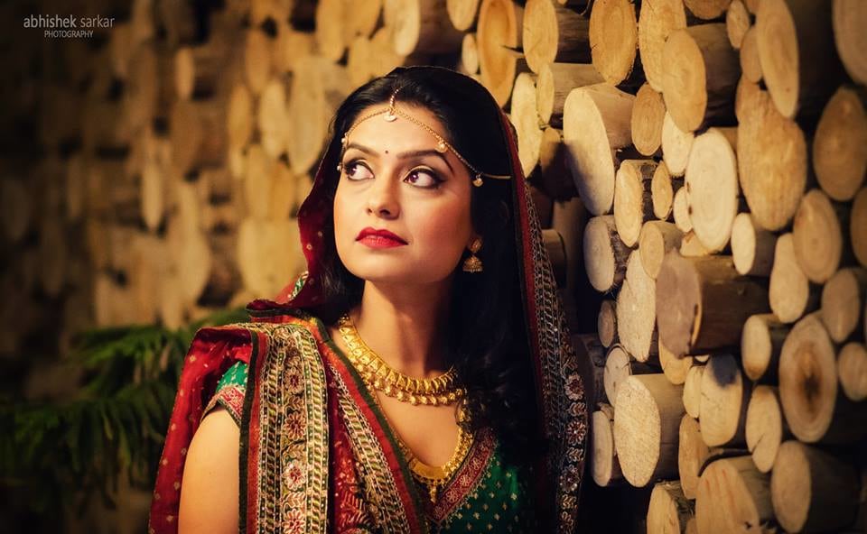 That gaze! by Abhishek Sarkar Wedding-photography Bridal-jewellery-and-accessories Bridal-makeup | Weddings Photos & Ideas