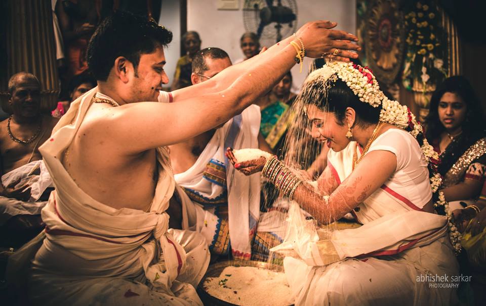 Shower of rituals! by Abhishek Sarkar Wedding-photography | Weddings Photos & Ideas