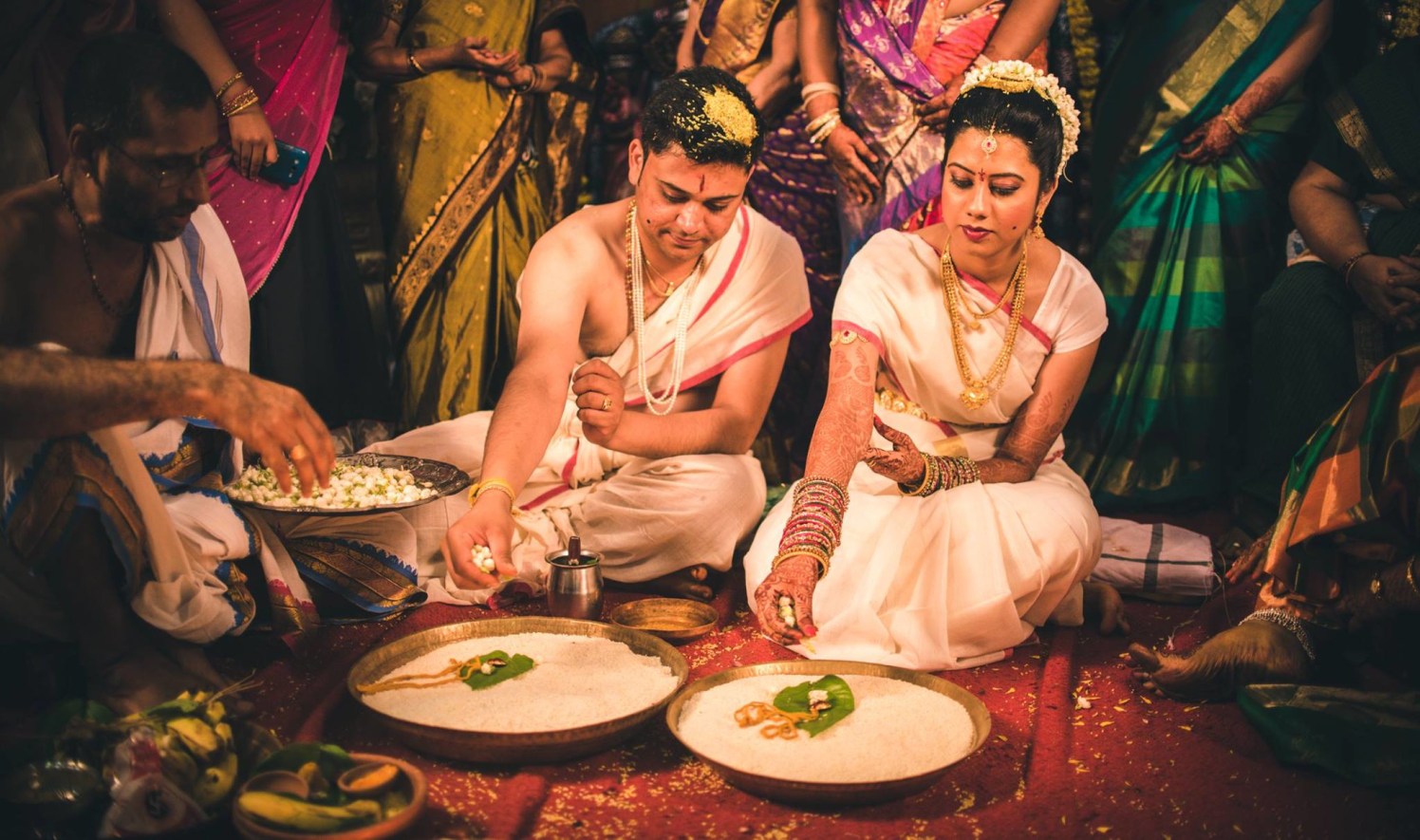 A ritualistic overview! by Abhishek Sarkar Wedding-photography Bridal-jewellery-and-accessories | Weddings Photos & Ideas