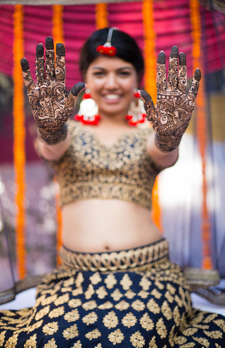 Mehendi shot ! by Sumit Jain photography Wedding-photography | Weddings Photos & Ideas