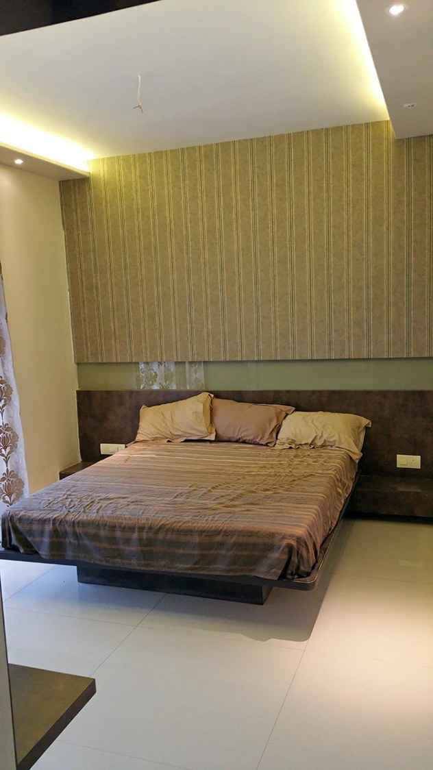 Beige Shade master bedroom with False Ceiling by Alaya D'Decor Bedroom Modern | Interior Design Photos & Ideas