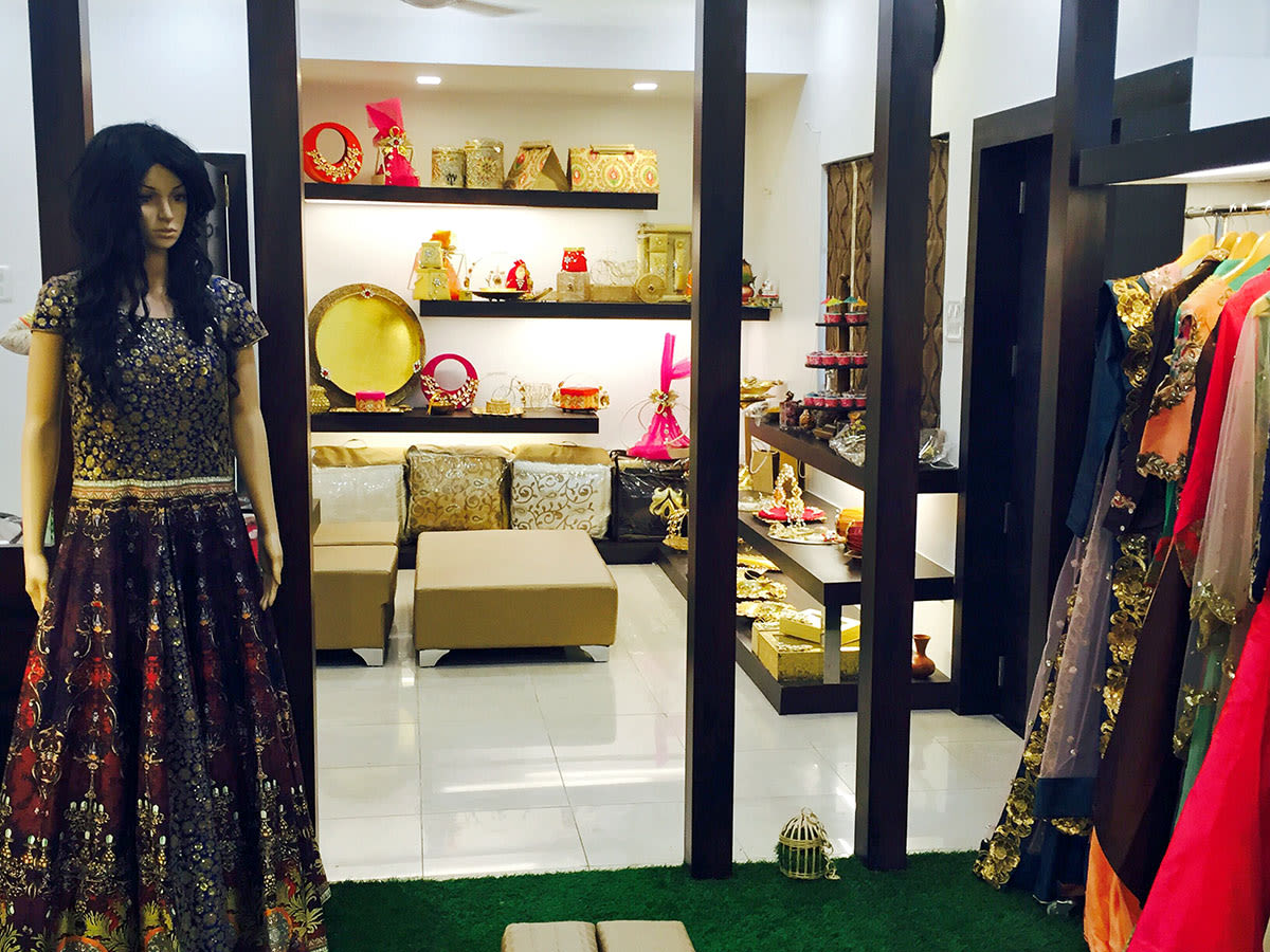 Showroom With Marble Flooring by Anshuma Vaidya Bora Modern | Interior Design Photos & Ideas