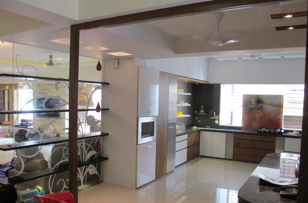 L Shaped Kitchen With Wooden Cabinets by Kalyani Kulkarni Modular-kitchen Contemporary | Interior Design Photos & Ideas