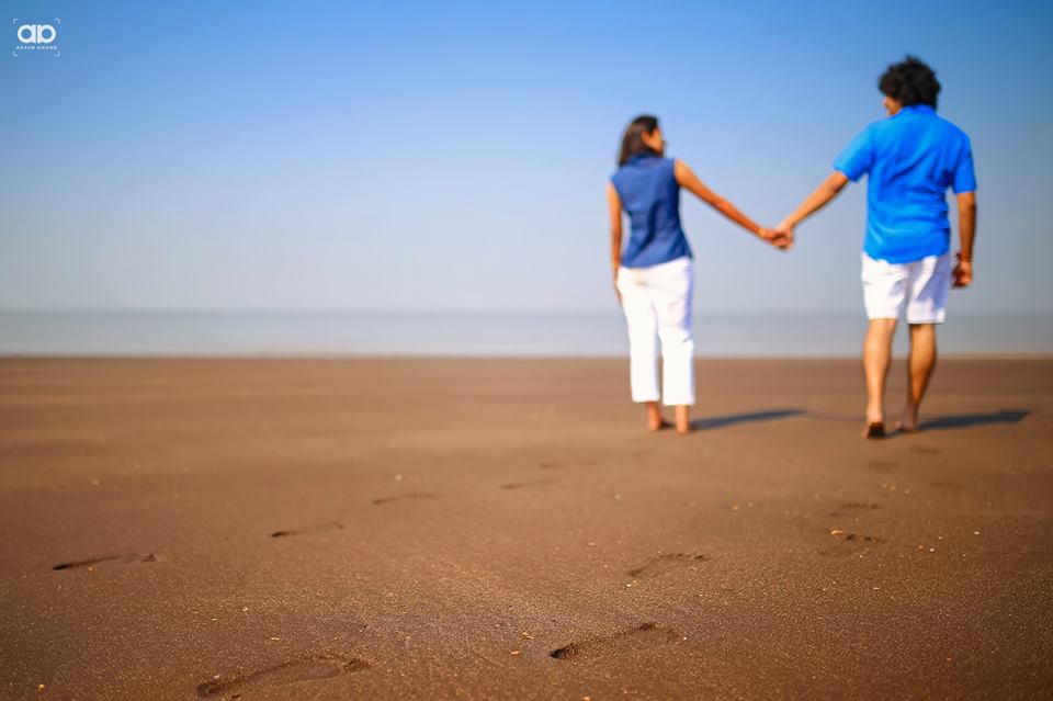 A stunning shot for pre-wedding shoot. by Akash Anand Photography Wedding-photography | Weddings Photos & Ideas