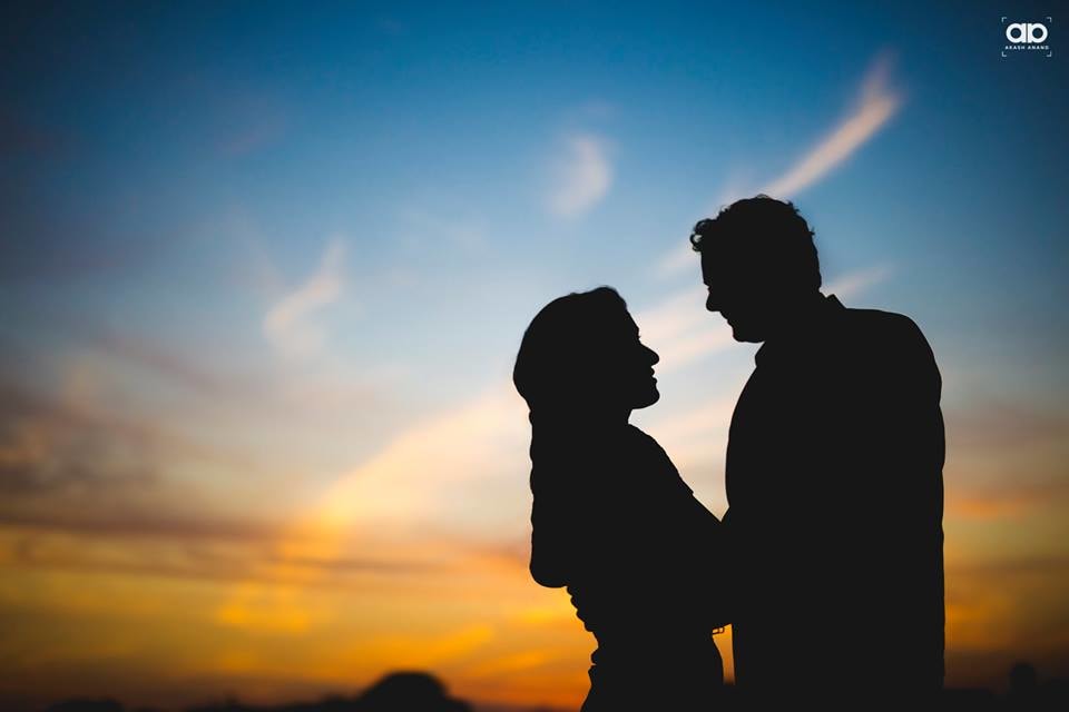 Stunning shot of the bride and groom. by Akash Anand Photography Wedding-photography | Weddings Photos & Ideas