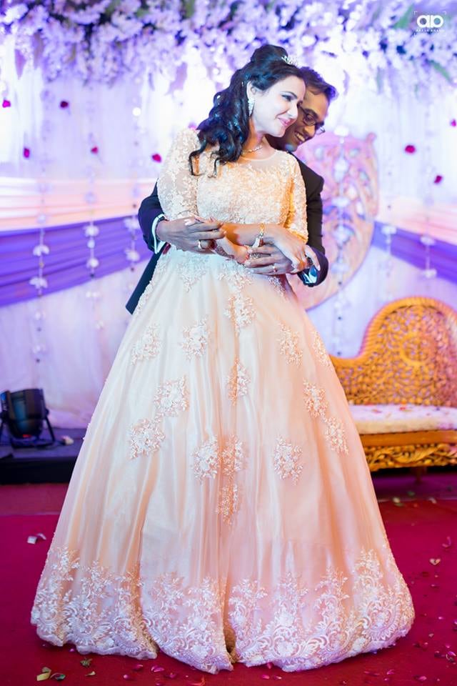 A ravishing duo dancing on their engagement. by Akash Anand Photography Wedding-dresses Wedding-hairstyles | Weddings Photos & Ideas