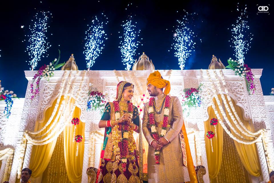 A dreamy duo on their wedding day. by Akash Anand Photography Wedding-photography | Weddings Photos & Ideas