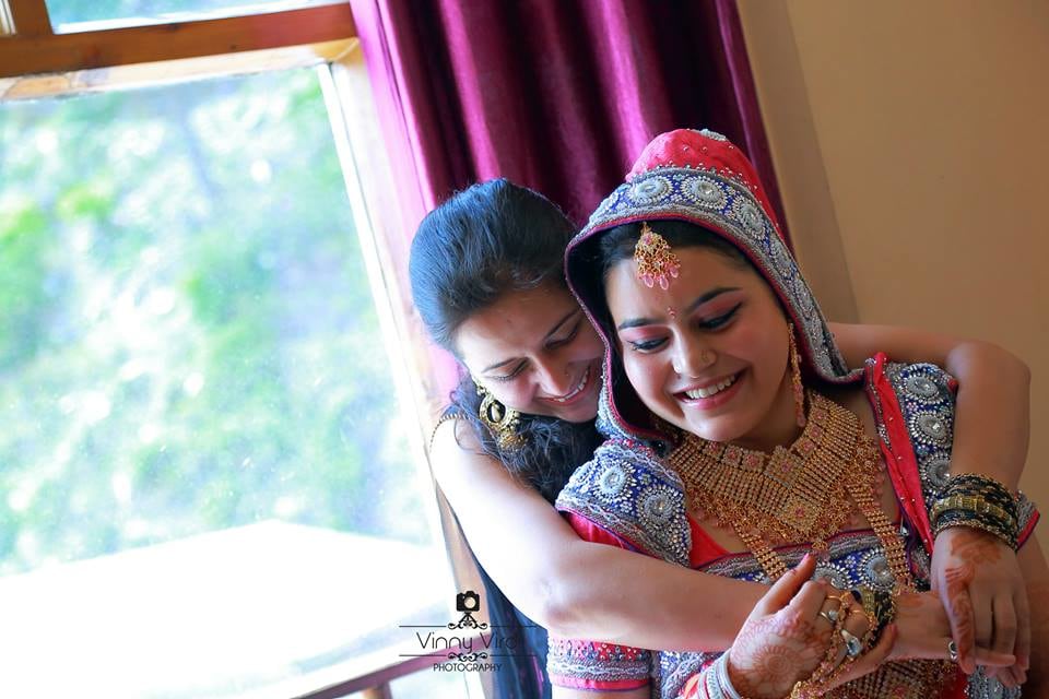 A Stunning Bride With A Wedding Guest. by Vinny Virdi Photography Wedding-photography Bridal-jewellery-and-accessories | Weddings Photos & Ideas
