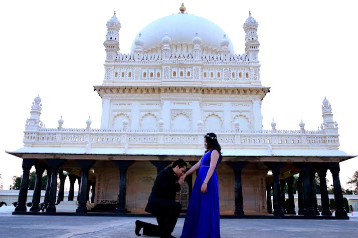 Couple Shot by Dilip Wedding-photography | Weddings Photos & Ideas