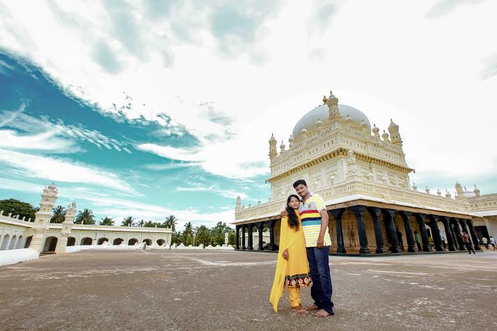 Couple Photography by Dilip Wedding-photography | Weddings Photos & Ideas
