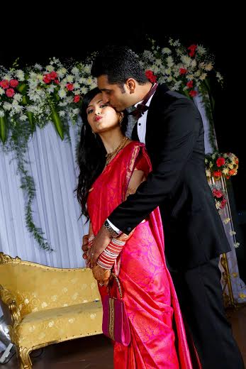 Couple Shot by Dilip Wedding-photography | Weddings Photos & Ideas