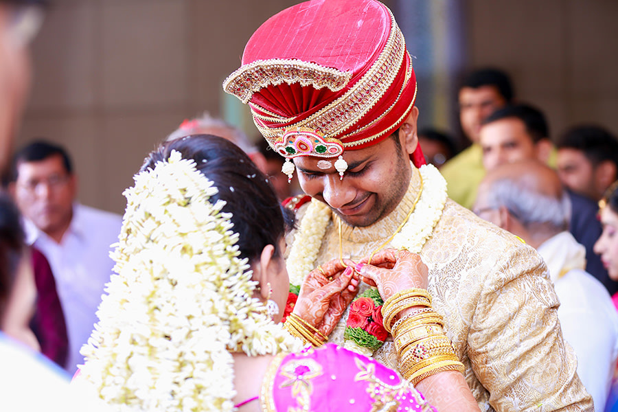 Couple Shots by Dilip Wedding-photography | Weddings Photos & Ideas