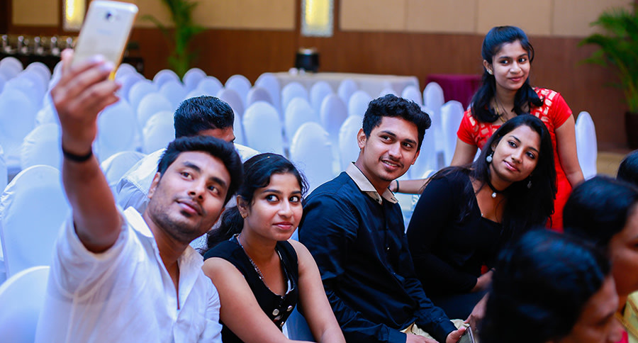 Wedding Guests by Dilip Wedding-photography | Weddings Photos & Ideas