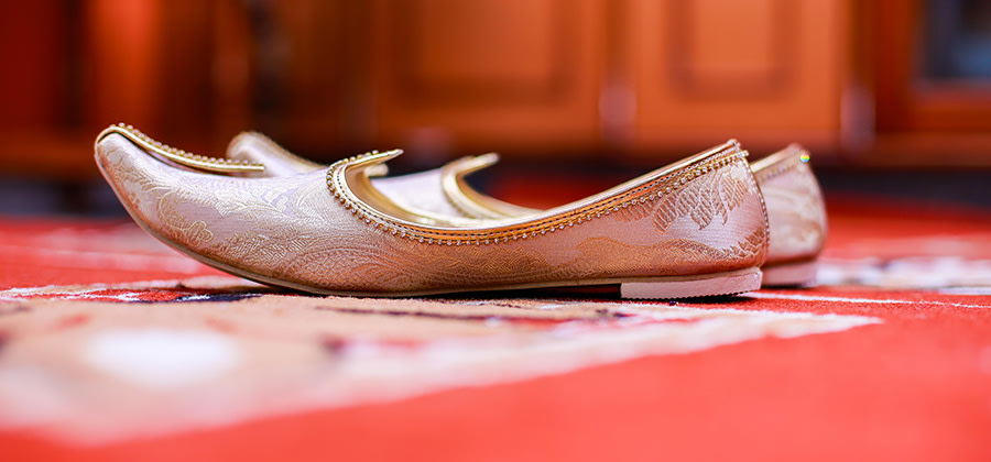 Shoe Shot by Dilip Wedding-photography | Weddings Photos & Ideas