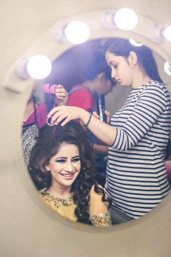 Bride getting ready! by Bunker Bowy Photography Wedding-photography | Weddings Photos & Ideas